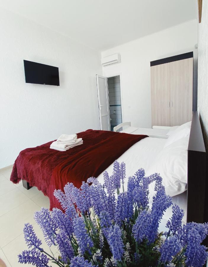אודסה Hotel Tsvetok מראה חיצוני תמונה