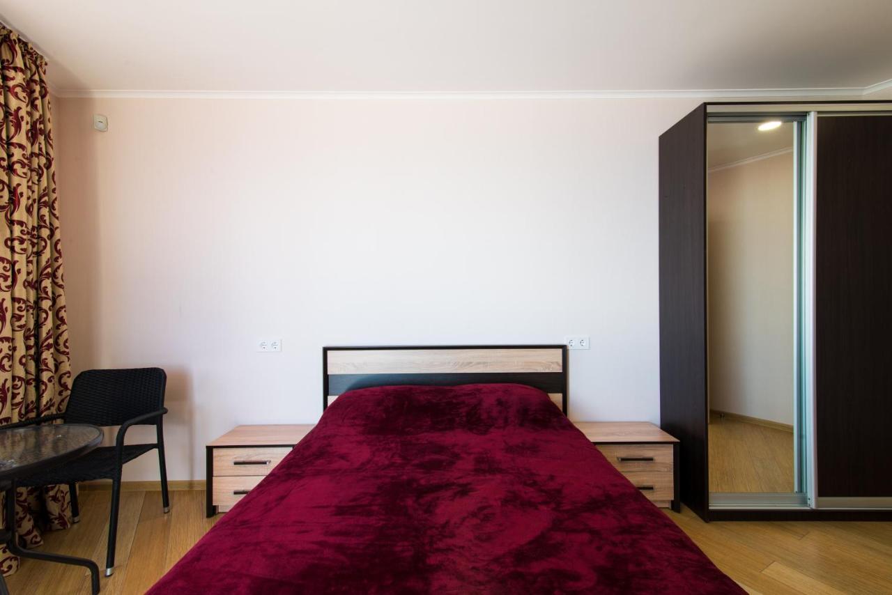 אודסה Hotel Tsvetok מראה חיצוני תמונה