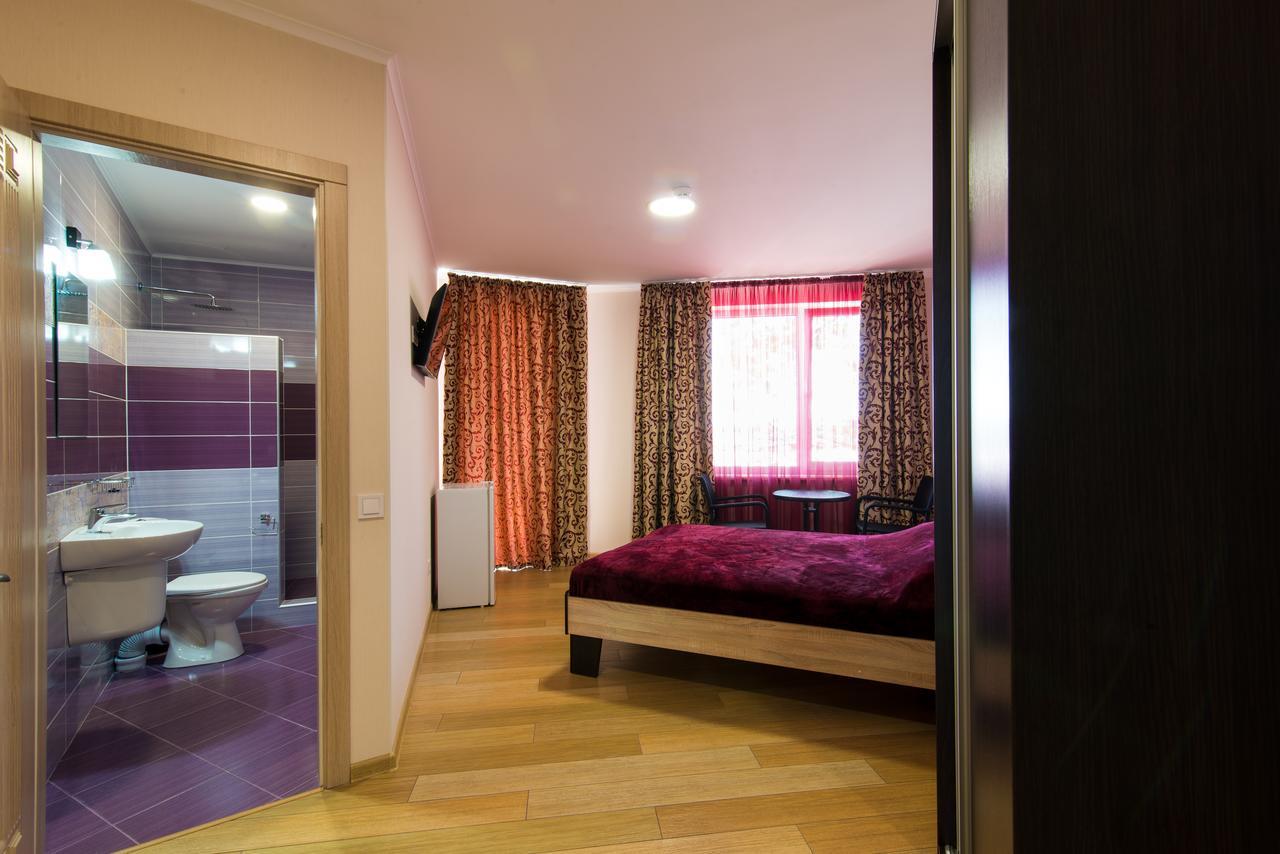 אודסה Hotel Tsvetok מראה חיצוני תמונה